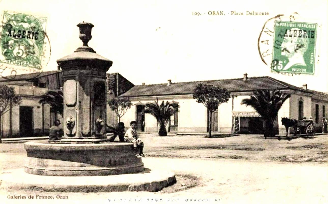 Oran - Place de Delmonte.jpg